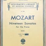 モーツァルト 19のソナタ (ピアノ・ソロ) 輸入楽譜 Mozart 19 Sonatas 洋書